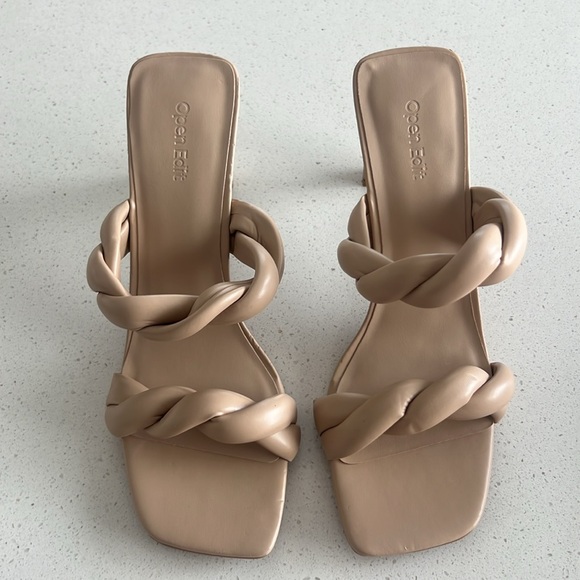 OPEN EDIT Women’s Remmy Twist Sandal Beige - Picture 12 of 15